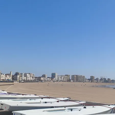 Maison Des Aux Sables D'olonne Дом отдыха Ле-Сабль-д’Олон